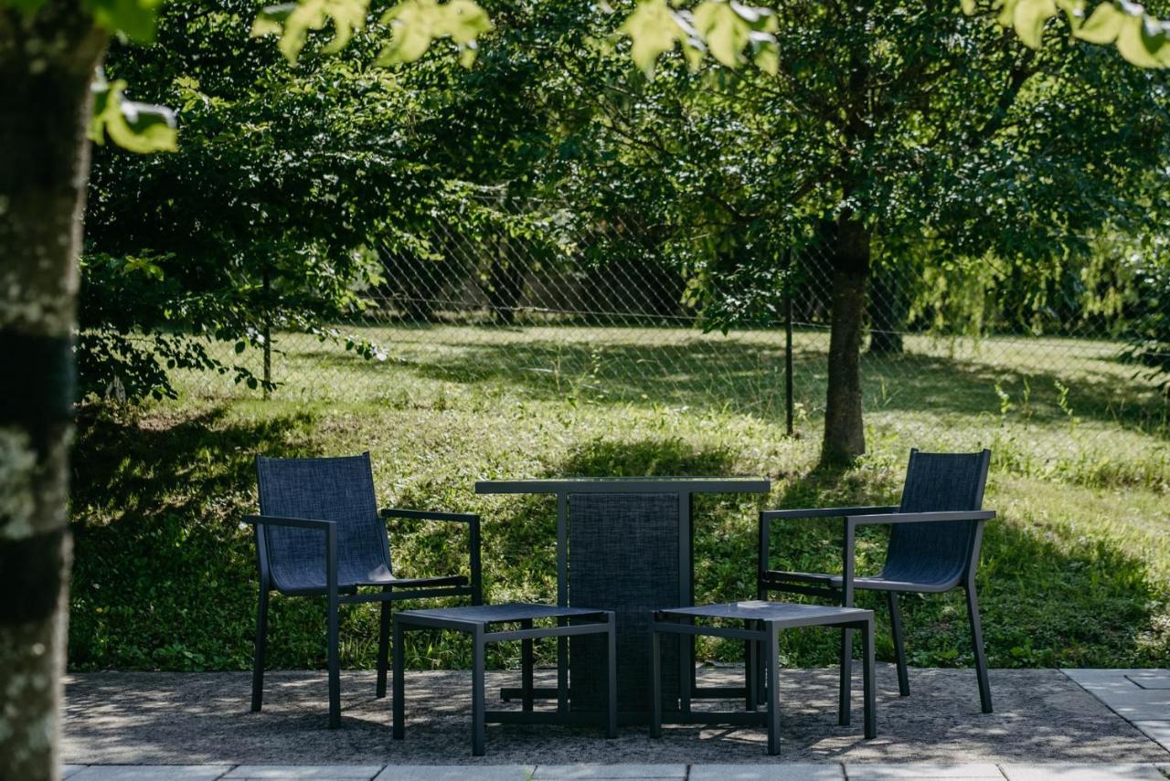 Haus Luna - Privatzimmer Im Sonnigen Suedburgenland Hackerberg Extérieur photo