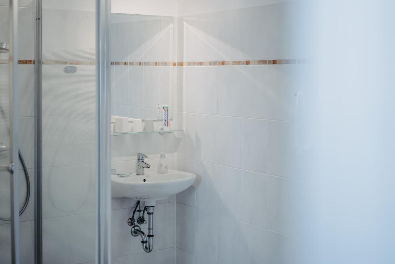Haus Luna - Privatzimmer Im Sonnigen Suedburgenland Hackerberg Extérieur photo